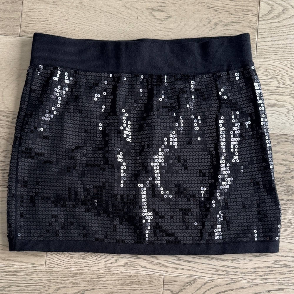 Forever 21 Black Sequin Mini Skirt -Medium - Picture 5 of 12
